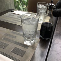 Das Foto wurde bei Tomo Japanese Restaurant von Ed G. am 11/8/2017 aufgenommen