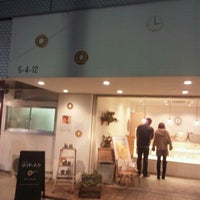 Photo taken at はらドーナッツ 中野店 by Tomoyuki A. on 1/31/2012