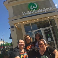 Photo taken at Wahlburgers by Olvido M. on 7/1/2019