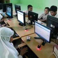 Photo taken at Madrasah Ibtidaiyah Terpadu Bakti Ibu Madiun by Yosep S. on 3/4/2014