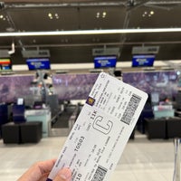 Photo taken at Thai Airways (TG) Check-in (ROP Gold &amp;amp; Star Alliance Gold) by Narintorn S. on 10/2/2022