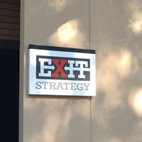 Foto tirada no(a) Exit Strategy por Robert R. em 5/4/2016