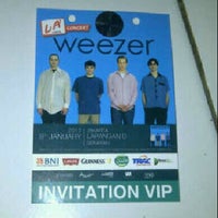 Photo taken at WEEZER Live in Jakarta by Miss U. on 1/8/2013