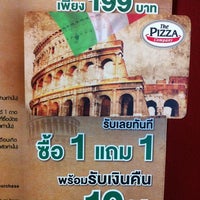 Photo taken at The Pizza Company™ Wongsakorn Market by Auy B. on 10/17/2012