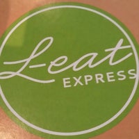 รูปภาพถ่ายที่ L-eat Express โดย Jean François P. เมื่อ 1/27/2014