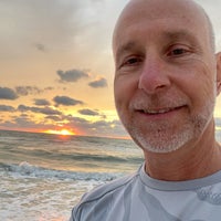 Photo taken at Naples Beach by Dave 🇺🇸 on 11/14/2021