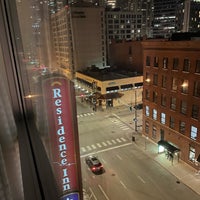 Photo taken at Residence Inn Chicago Downtown/River North by Dave 🇺🇸 on 3/20/2023