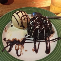 Photo taken at Applebee&amp;#39;s Grill + Bar by Pablo C. on 8/25/2017