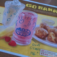 Photo taken at Denny&amp;#39;s by Paul D. on 9/30/2012