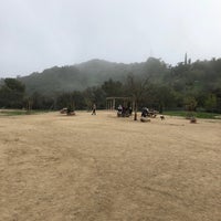 Photo taken at Laurel Canyon Dog Park by Vinnie C. on 4/8/2018