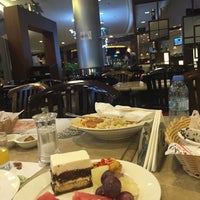 6/14/2016 tarihinde Shokeirziyaretçi tarafından Olio Italian Restaurant'de çekilen fotoğraf