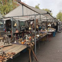Photo taken at Viskraam Waterloopleinmarkt by Zeynep Yesim G. on 4/21/2017