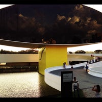 Photo taken at Oscar Niemeyer Museum (MON) by Luiz Rodolfo on 5/4/2013