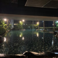 Photo taken at Swimming Pool - Sahid Sudirman Residence by Kai F. on 10/13/2021