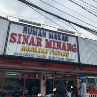Photo taken at Rumah makan padang SINAR MINANG by Kai F. on 10/22/2021