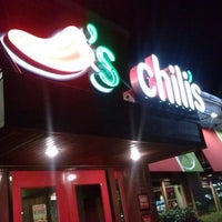 รูปภาพถ่ายที่ Chili&amp;#39;s Grill &amp;amp; Bar โดย LaMont&amp;#39;e B. เมื่อ 12/16/2013
