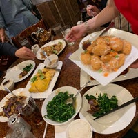 Photo taken at East Pearl Hong Kong Cuisine by Glen on 4/20/2019