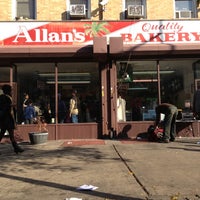 11/11/2012에 MzDarkchocolate님이 Allan&amp;#39;s Bakery에서 찍은 사진