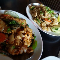 Review Bangkok Thai House