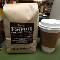 รูปภาพถ่ายที่ Empire Coffee &amp;amp; Tea โดย Alvin เมื่อ 7/25/2017
