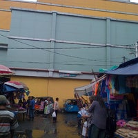 Photo taken at Pasar jatinegara balimester by 💋✌dean✌💋 on 12/16/2012