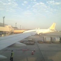 Photo taken at Gulf Air سوق الحرة by John M. on 1/13/2013