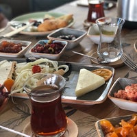 Das Foto wurde bei Maza Kahvaltı &amp;amp; Cafe von Rutkay B. am 11/16/2019 aufgenommen
