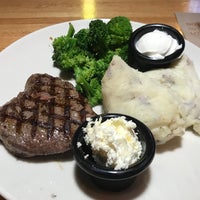 Photo taken at Applebee&amp;#39;s Grill + Bar by Rei L. on 7/11/2020