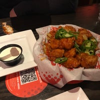 Photo taken at Red Robin Gourmet Burgers and Brews by Rei L. on 2/22/2021