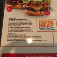 Photo taken at Red Robin Gourmet Burgers and Brews by Rei L. on 7/31/2021