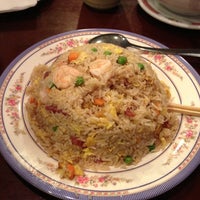 10/31/2012에 Dennis N.님이 Ru-Yi Northern Restaurant에서 찍은 사진