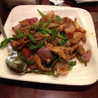 Снимок сделан в Ru-Yi Northern Restaurant пользователем Dennis N. 10/31/2012