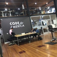 รูปภาพถ่ายที่ Code for America โดย Paul H. เมื่อ 6/1/2017