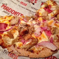 10/14/2013 tarihinde Mattziyaretçi tarafından Uncle Maddio&amp;#39;s Pizza'de çekilen fotoğraf
