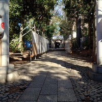 Photo taken at Yoyogi Hachimangu Shrine by Nijimu A. on 1/8/2024