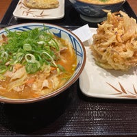 Photo taken at 丸亀製麺 長久手店 by masanobu i. on 1/21/2023