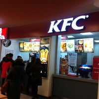 Foto diambil di KFC oleh Dariya G. pada 3/2/2013