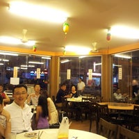 Photo taken at 港记 Kong Kee Seafood Restaurant by Skywalker on 5/28/2013