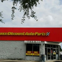 Photo taken at Advance Auto Parts by Clinton™ on 6/19/2016