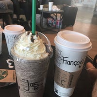 Das Foto wurde bei Starbucks von Jean-Alexis S. am 8/6/2019 aufgenommen