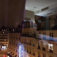 2/10/2015에 Merve S.님이 Holiday Inn Paris - Saint-Germain-des-Prés에서 찍은 사진