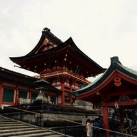 Photo taken at Fushimi Inari Taisha by Keerati S. on 2/22/2015