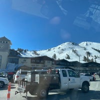 Photo taken at Mammoth Mountain Ski Resort by CJ Y. on 4/23/2023