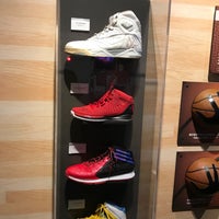 Chicago Sports Museum - Streeterville - Chicago, IL