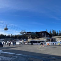 Photo taken at Mammoth Mountain Ski Resort by CJ Y. on 12/27/2023