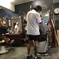 8/21/2017 tarihinde Iain F.ziyaretçi tarafından Hair House Barbershop by Adam Chan'de çekilen fotoğraf