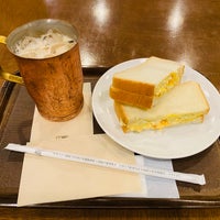 Photo taken at Ueshima Coffee House by Tring on 4/24/2021