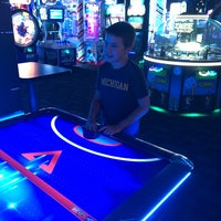 Photo taken at Dave &amp;amp; Buster&amp;#39;s by Dan R. on 8/30/2018
