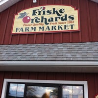 10/30/2017 tarihinde Karen G.ziyaretçi tarafından Friske Orchards Farm Market'de çekilen fotoğraf