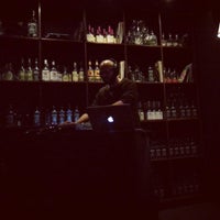 Foto scattata a Jackie - American Whiskey Bar da Anastasia Y. il 9/21/2012